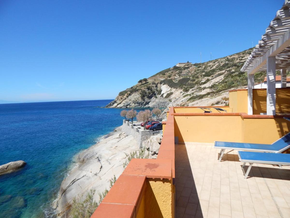 Appartamenti - Villa Mare Помонте Екстериор снимка