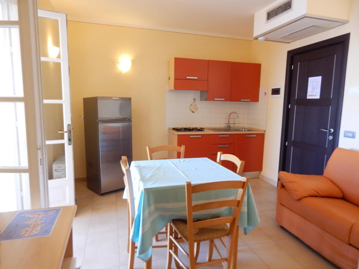 Appartamenti - Villa Mare Помонте Екстериор снимка