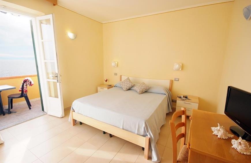 Appartamenti - Villa Mare Помонте Екстериор снимка