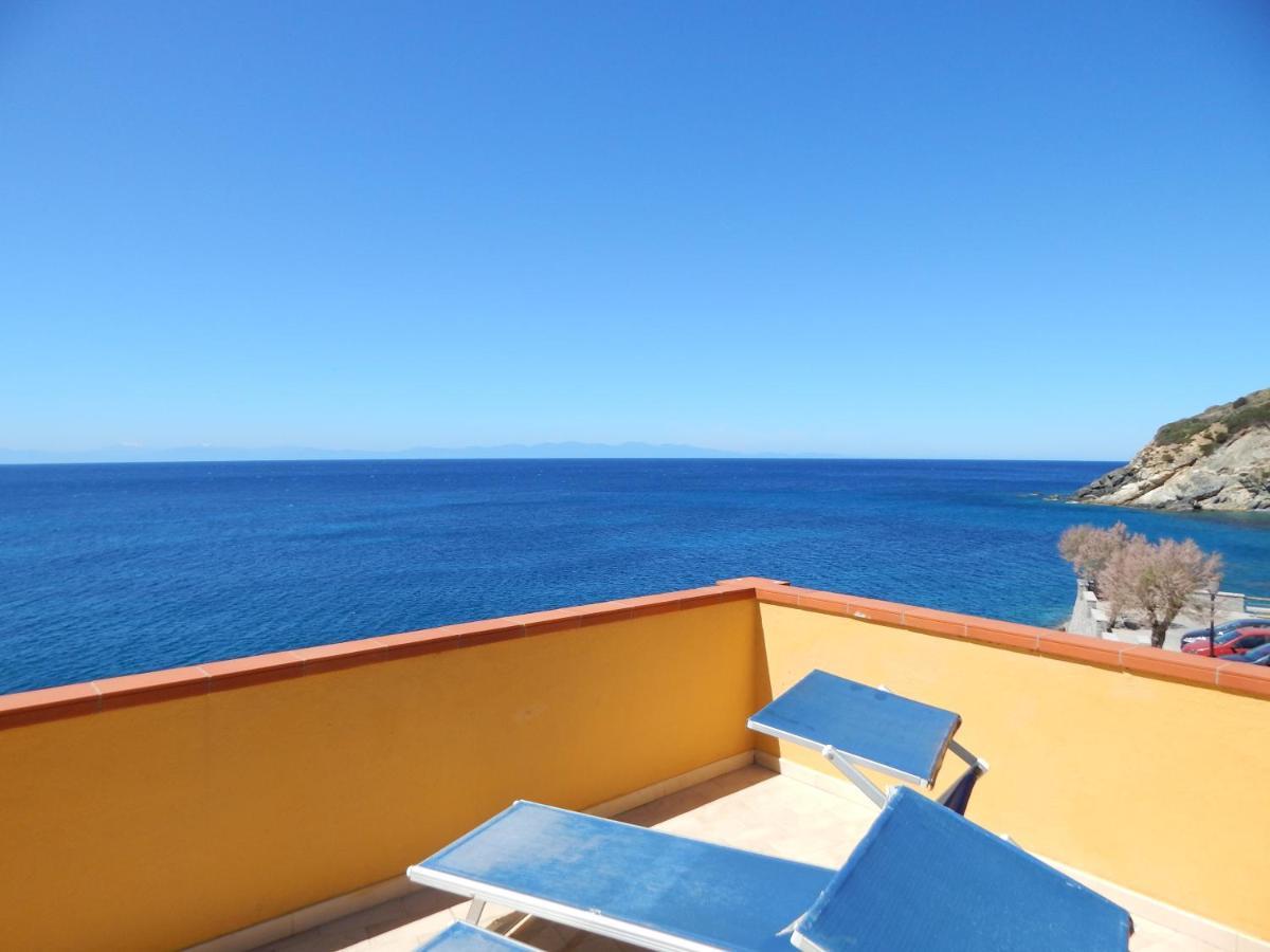 Appartamenti - Villa Mare Помонте Екстериор снимка