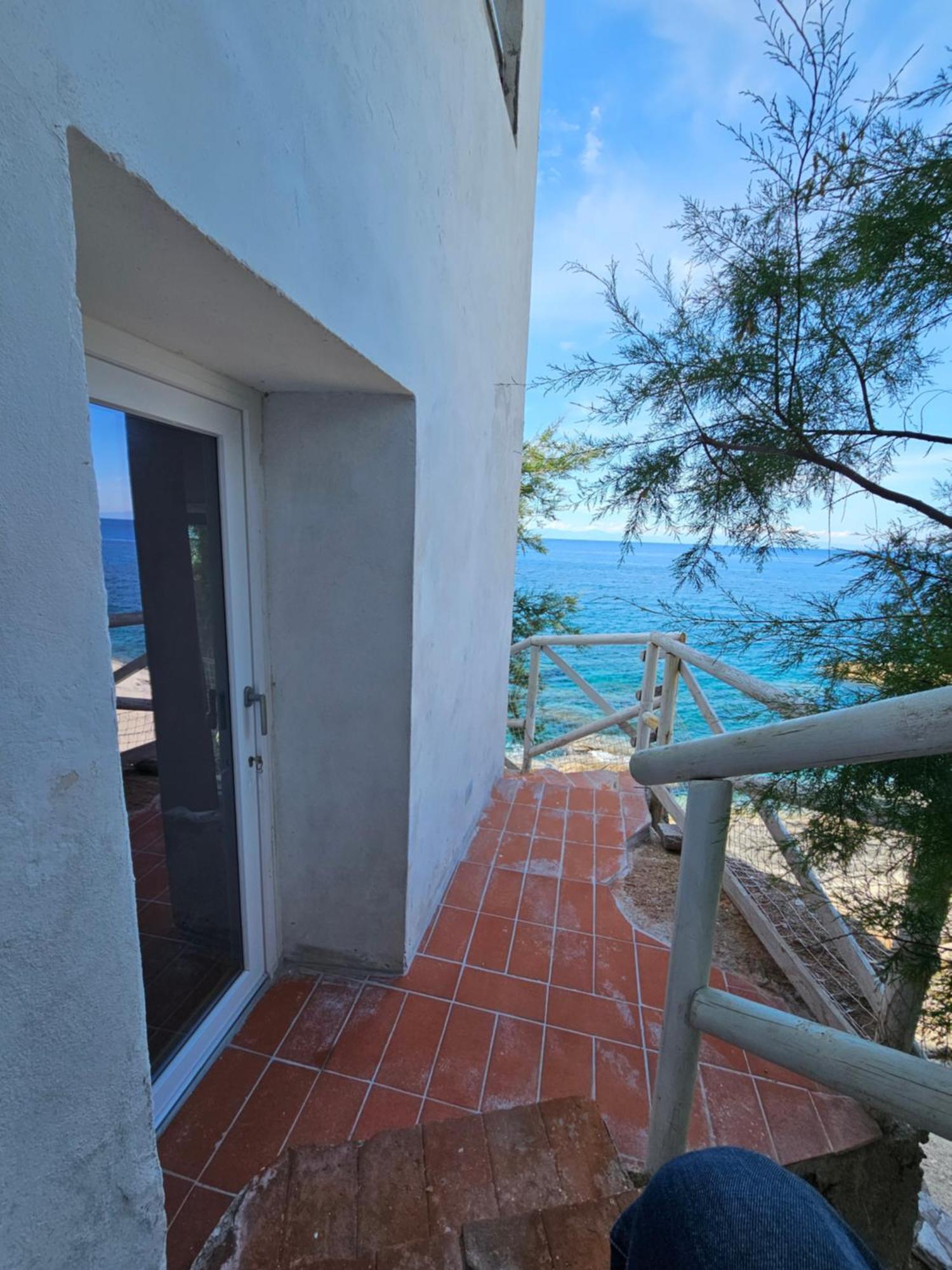 Appartamenti - Villa Mare Помонте Екстериор снимка
